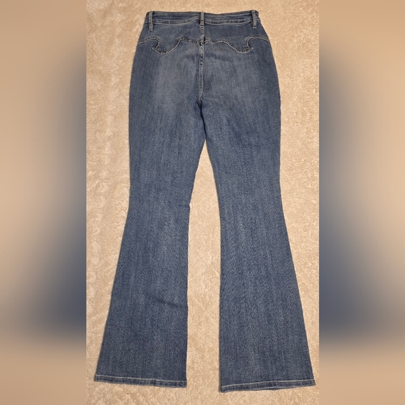 Idyllwind Blue Flare Jeans - Picture 5 of 7